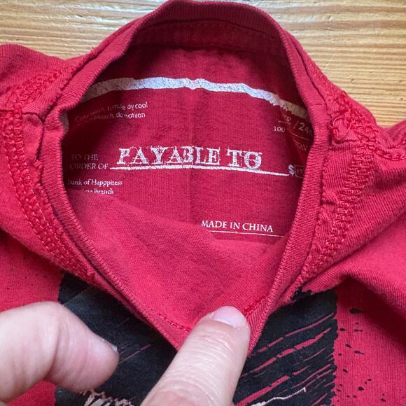 DC Comics Batman red black lined long sleeve baby shirt SIZE 24M - Picture 2 of 4